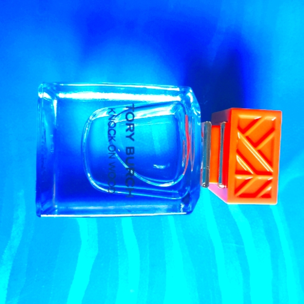 Tory Burch Knock on Wood